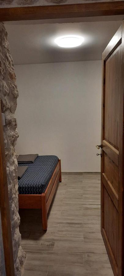 Apartments Mliko I Palenta Ražanac Kültér fotó