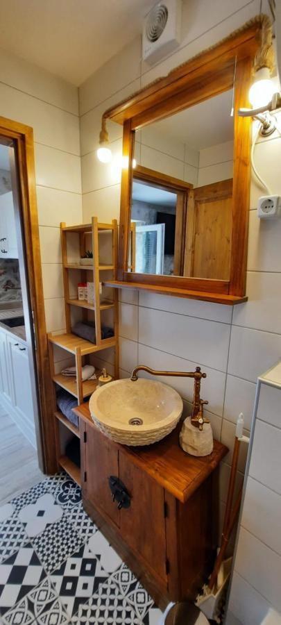 Apartments Mliko I Palenta Ražanac Kültér fotó
