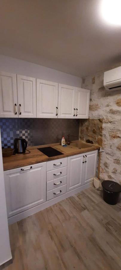 Apartments Mliko I Palenta Ražanac Kültér fotó