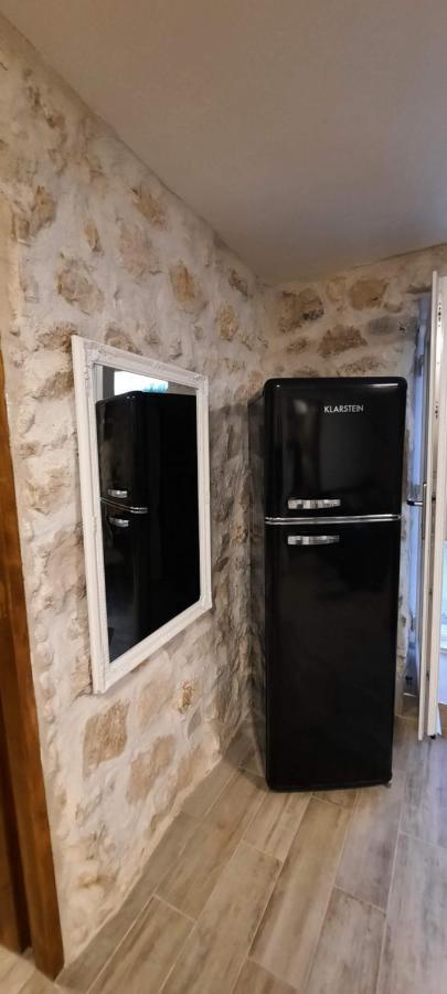 Apartments Mliko I Palenta Ražanac Kültér fotó