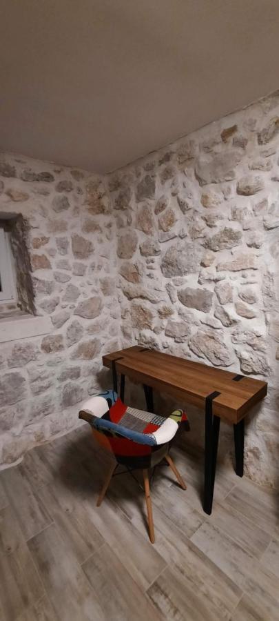 Apartments Mliko I Palenta Ražanac Kültér fotó